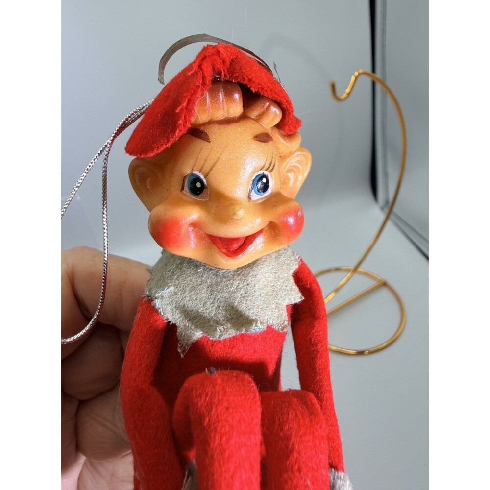 Vintage Christmas Elf Ornament Knee Hugger Red Felt Poseable Pixie Retro - Picture 5 of 13